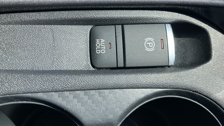 Nissan Juke 1.0 DiG-T 114 N-Connecta 5dr Petrol Hatchback